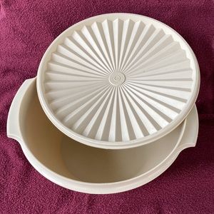 Tupperware Servalier Bowl and Lid Vintage